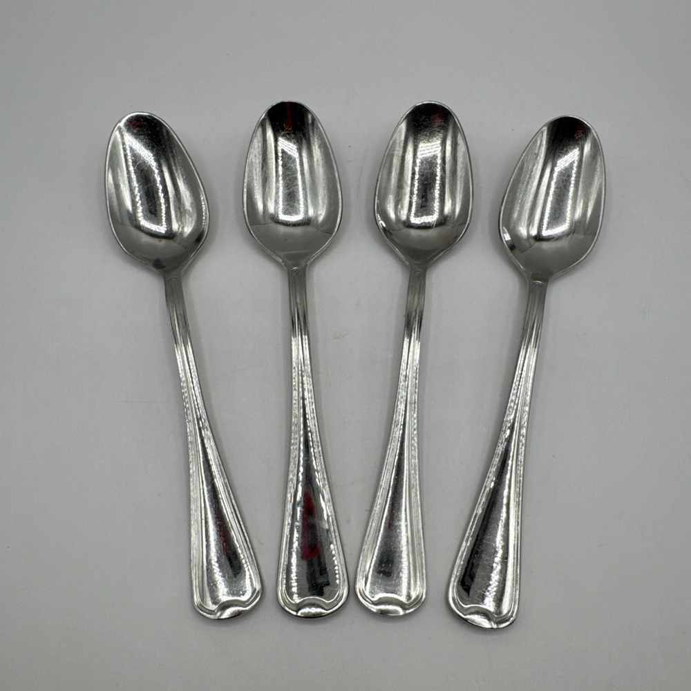 Oneida FLAMBE 4 Soup Spoons Glossy 18/10 Stainless Steel Flatware
